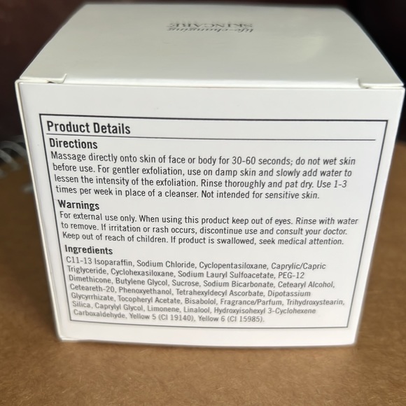 Rodan + Fields Micro-Dermabrasion Paste - Picture 4 of 5